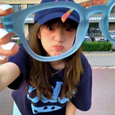 白发相依胜春风